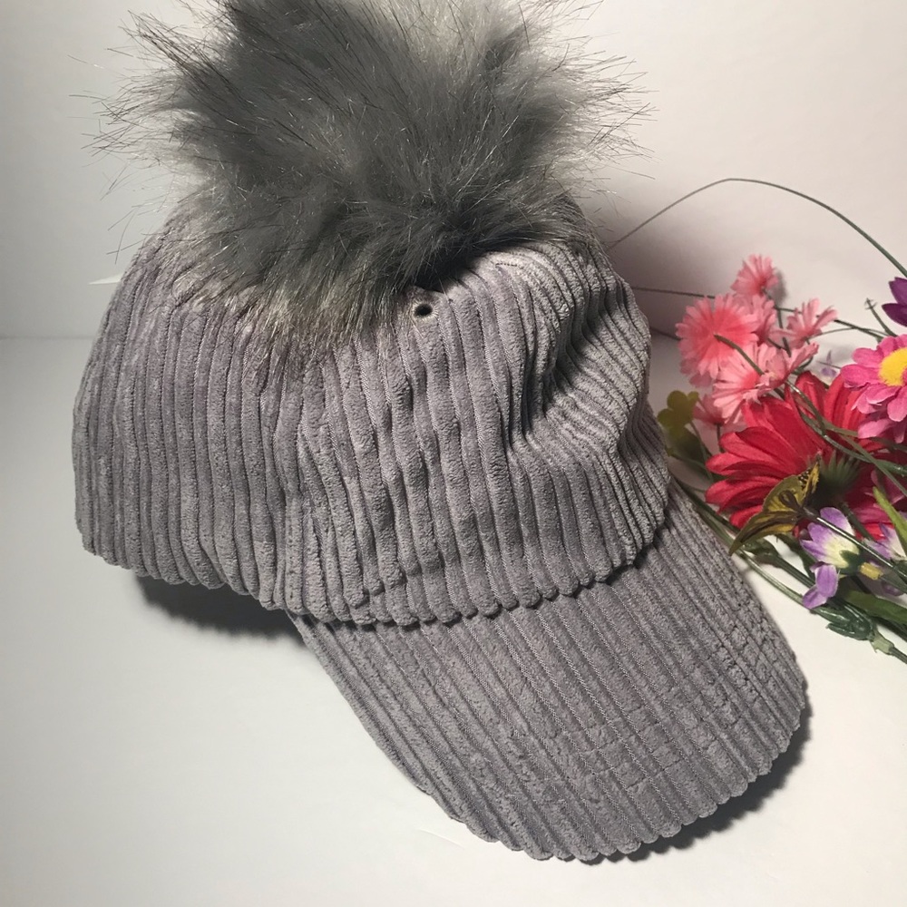 Anna and Ava Gray PomPom Hat